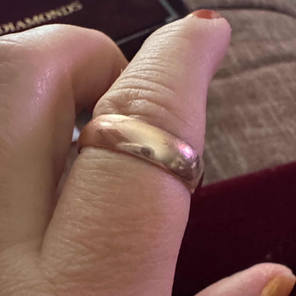 Elegant Gold wedding Band Ring men’s 14 K gold
